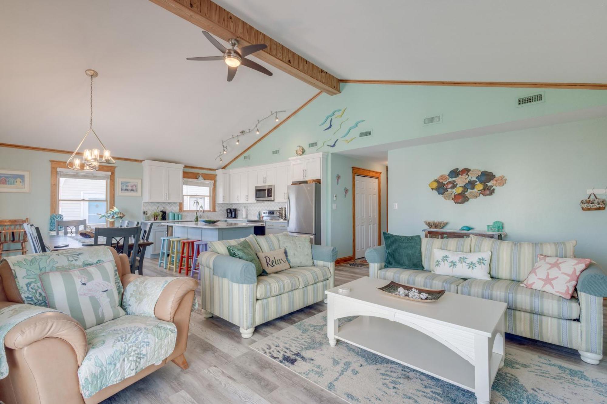Coastal Home With Deck And Outdoor Shower Kill Devil Hills Exterior photo